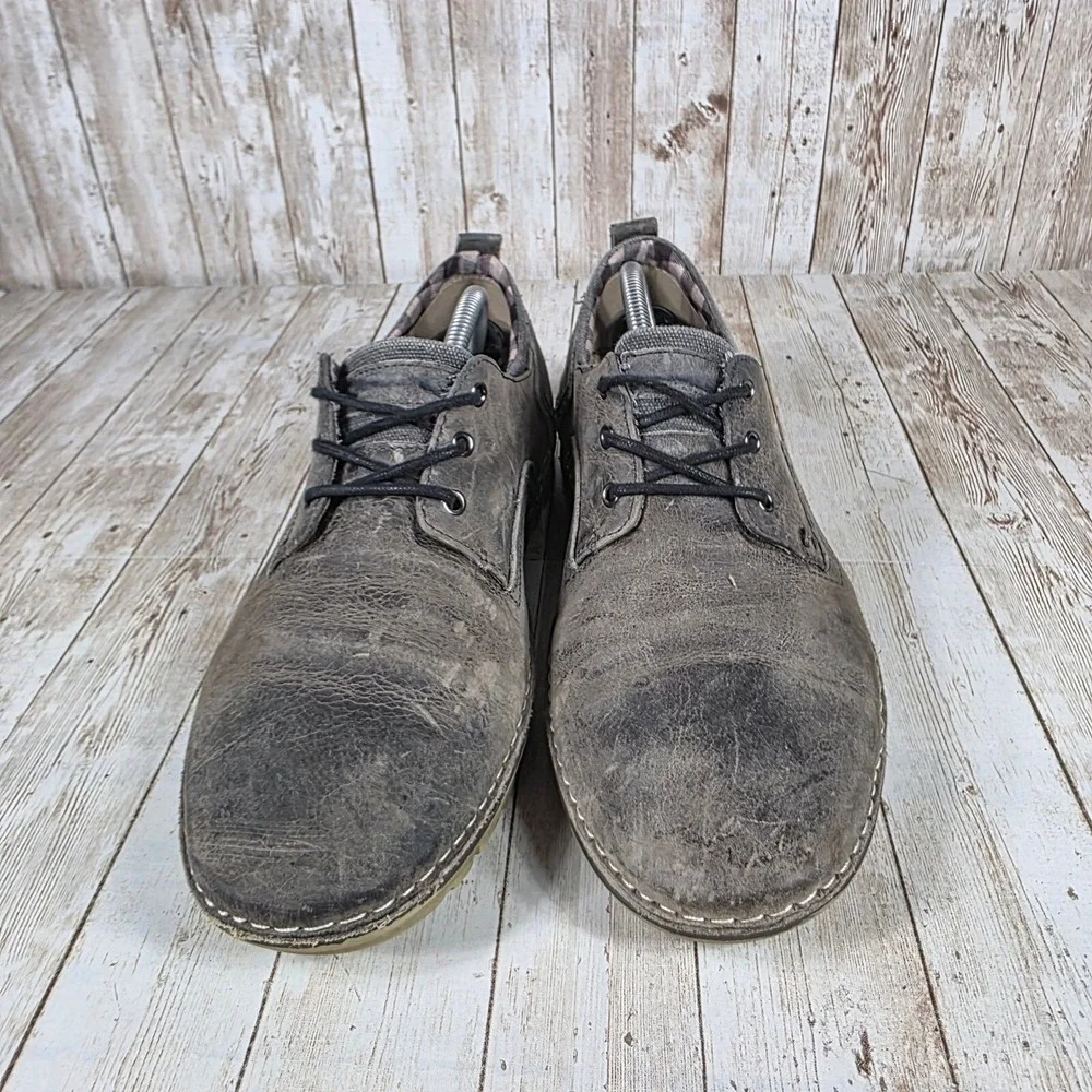 Casual Lace-Up Derby Shoes in Distressed Gray